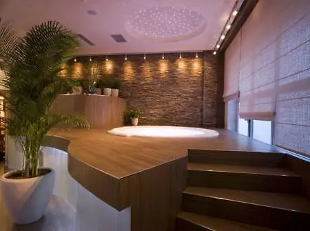 酒店 Garni Aleksandar 4*