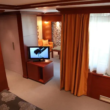 Garni Aleksandar 4* Novi Sad