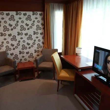 Hotel Garni Aleksandar 4*